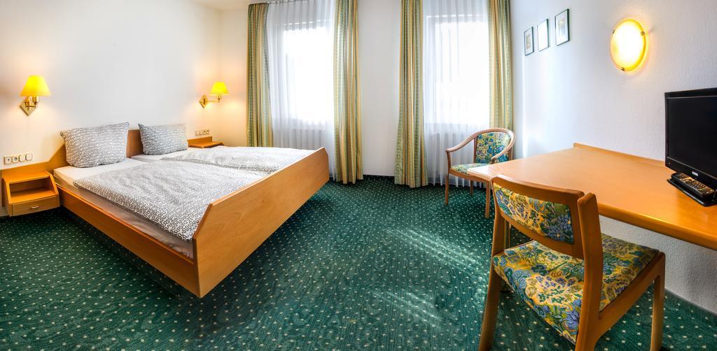 Hotel Hirsch Freudenstadt Phòng bức ảnh